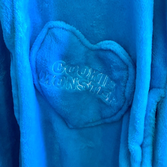 Sesame Street Cookie 🍪 Monster Onesie - Picture 3 of 6